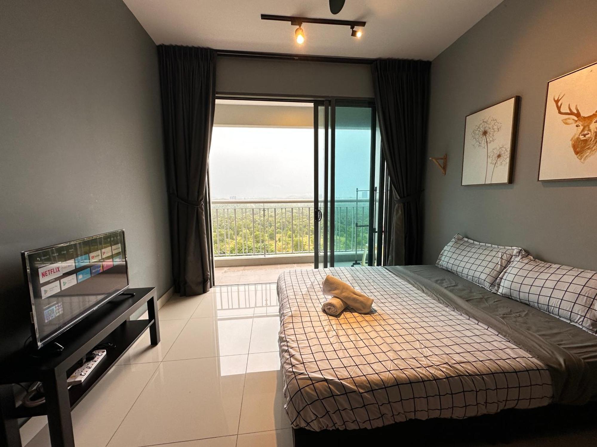Teega Suites Puteriharbour By Wp Homestay Джохор Бахру Екстериор снимка