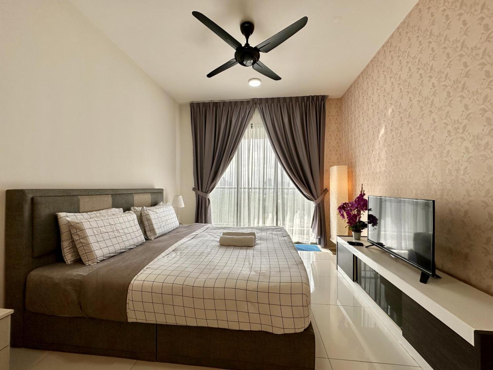 Teega Suites Puteriharbour By Wp Homestay Джохор Бахру Стая снимка
