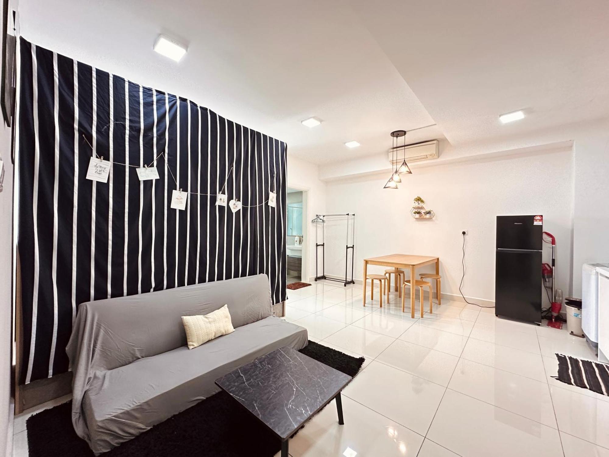 Teega Suites Puteriharbour By Wp Homestay Джохор Бахру Стая снимка